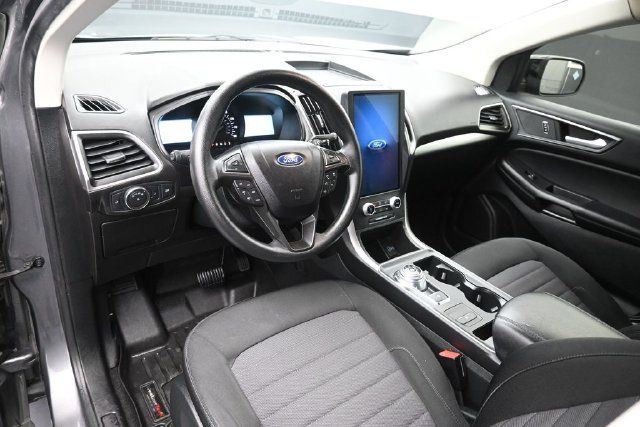 Used 2022 Ford Edge SE w/ Black Appearance Package AWD/4WD image 13