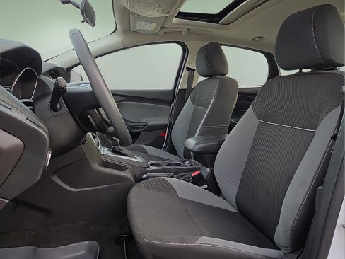 Used 2014 Ford Focus SE image 14