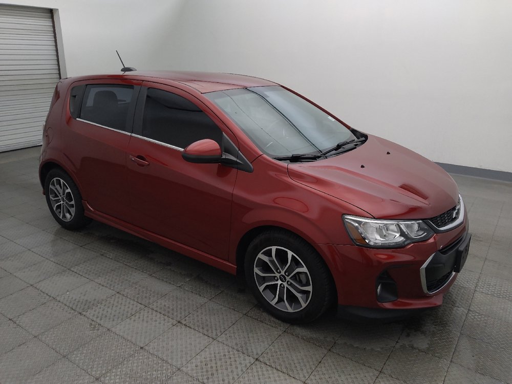 Used 2020 Chevrolet Sonic LT w/ Convenience Package FWD image 11