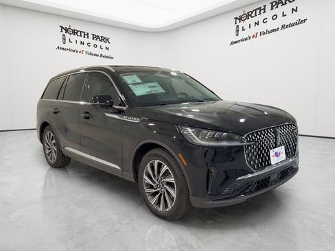 New 2026 Lincoln Aviator 2WD image 7
