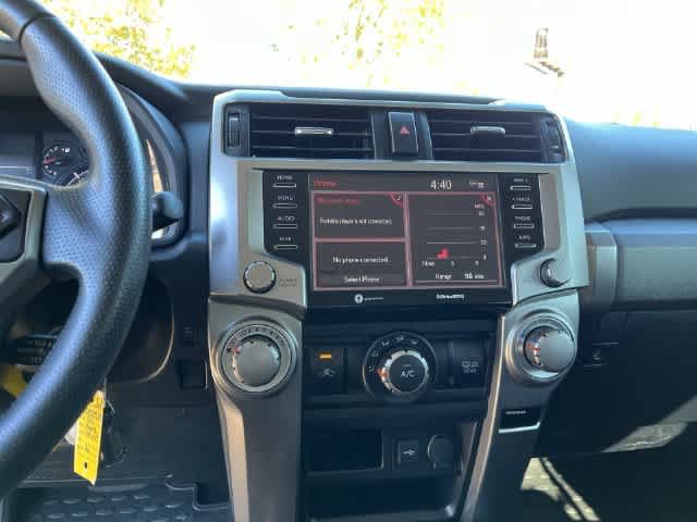 Used 2021 Toyota 4Runner SR5 AWD/4WD image 15