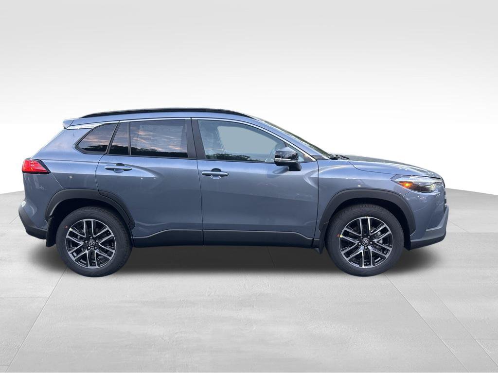 New 2026 Toyota Corolla Cross XLE w/ Convenience Package AWD/4WD image 6