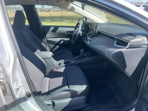 Used 2023 Toyota Corolla LE image 16