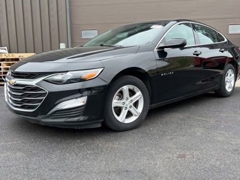 Used 2024 Chevrolet Malibu LS w/ Driver Confidence Package FWD image 1
