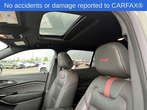 Certified 2024 Chevrolet Trax RS w/ Sunroof Package FWD image 20
