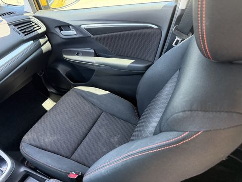 Used 2019 Honda Fit Sport image 16
