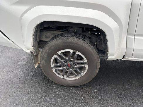 Used 2024 Toyota Tacoma TRD Sport w/ TRD Sport Upgrade Package AWD/4WD image 13