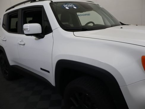 Used 2020 Jeep Renegade Altitude AWD/4WD image 4