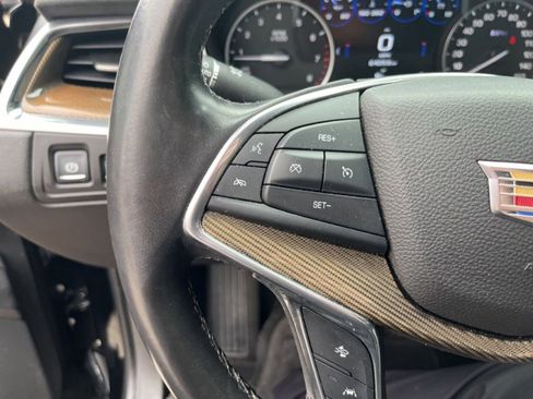 Used 2017 Cadillac XT5 Platinum w/ Driver Assist Package image 12