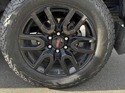 Used 2020 GMC Sierra 1500 Elevation w/ Trailering Package image 10