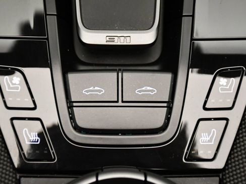 Used 2025 Porsche 911 Targa 4 GTS image 44