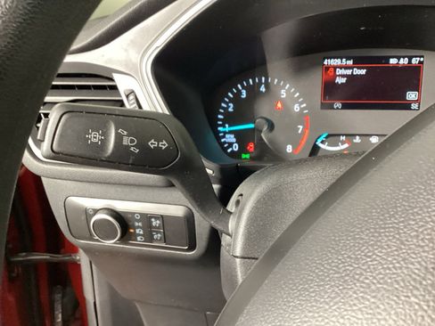 Used 2022 Ford Escape SE AWD/4WD image 19