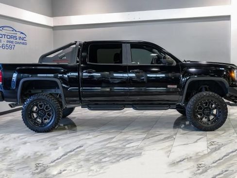 Used 2017 GMC Sierra 1500 SLT w/ All Terrain X Package AWD/4WD image 10