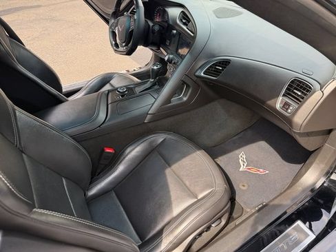 Used 2019 Chevrolet Corvette Stingray Coupe RWD image 29