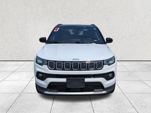 Used 2024 Jeep Compass Limited AWD/4WD image 8