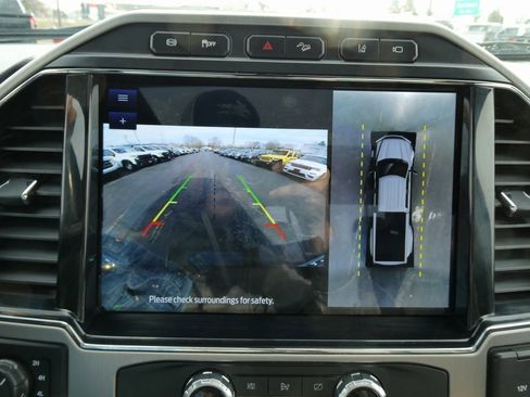 Used 2022 Ford F450 Platinum w/ FX4 Off-Road Package image 37