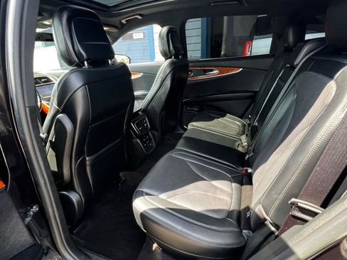 Used 2020 Lincoln Nautilus Reserve AWD/4WD image 9
