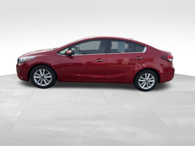Used 2017 Kia Forte S w/ S Premium Package FWD image 5