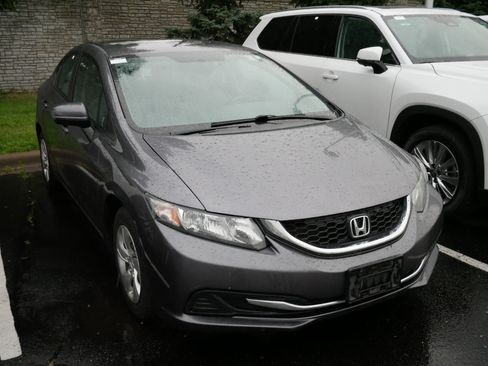 Used 2014 Honda Civic LX image 3