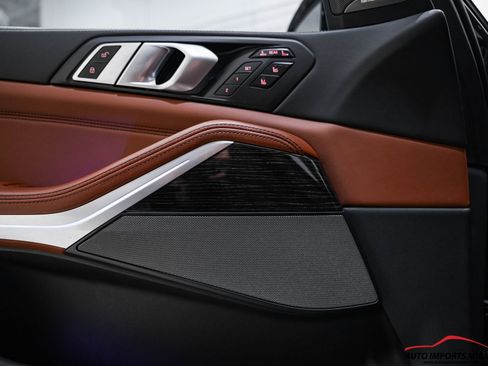 Used 2025 BMW X7 xDrive40i w/ Executive Package image 45