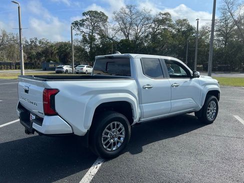 Certified 2025 Toyota Tacoma Limited image 5