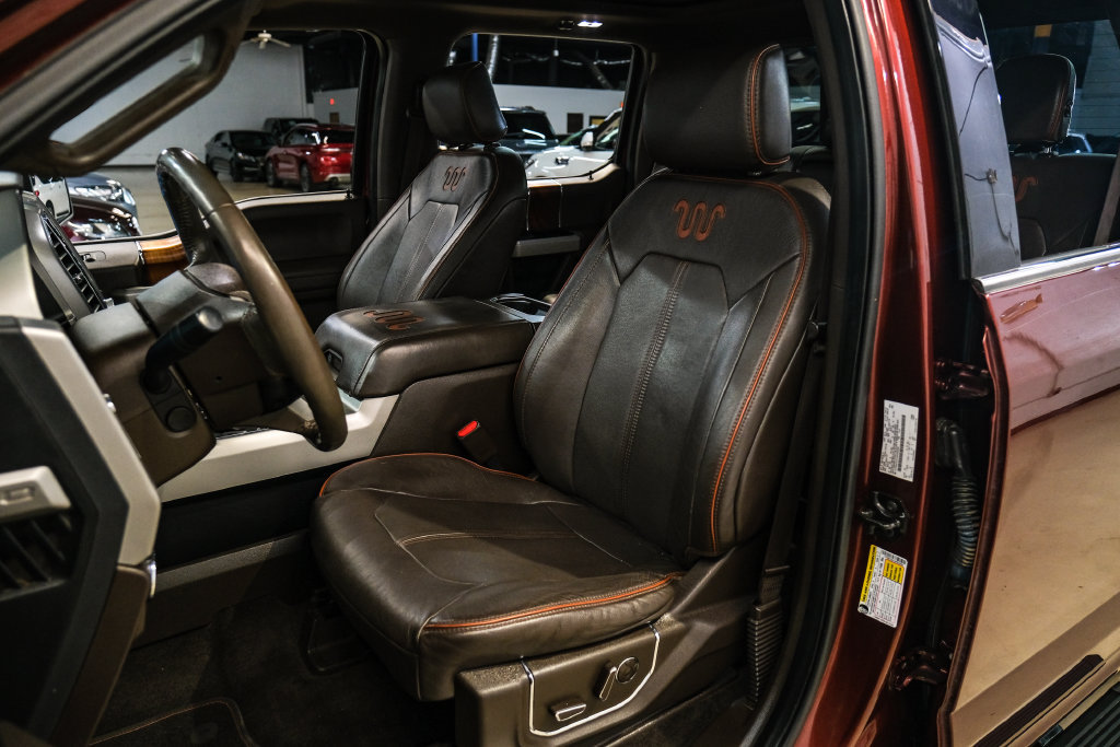 Used 2016 Ford F150 King Ranch w/ Equipment Group 601A Luxury AWD/4WD image 32