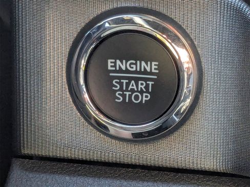 Used 2024 Ford F450 Platinum w/ FX4 Off-Road Package image 34