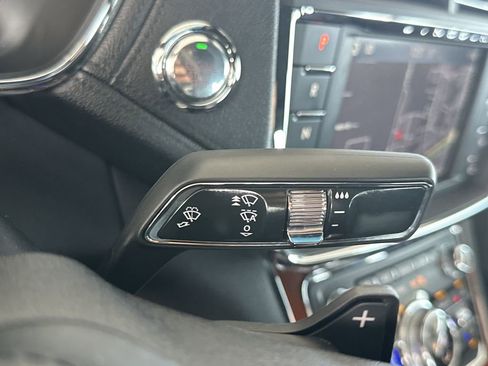 Used 2020 Lincoln Continental Reserve w/ Luxury Package image 21