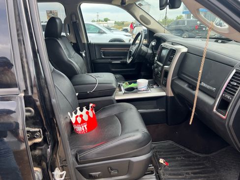 Used 2014 RAM 3500 Laramie AWD/4WD image 11