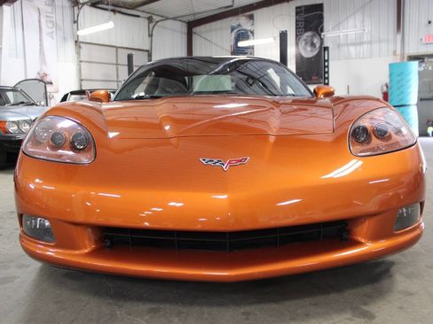 Used 2007 Chevrolet Corvette Coupe w/ Preferred Equipment Group image 9