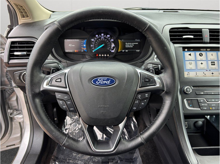 Used 2018 Ford Fusion SE w/ Equipment Group 201A FWD image 20