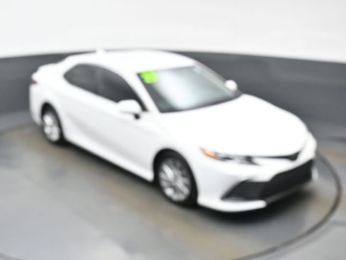 Used 2023 Toyota Camry LE FWD image 39