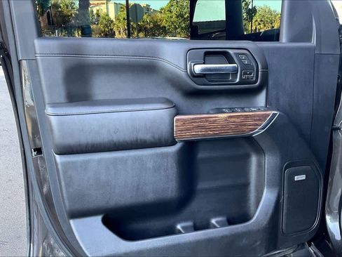 Used 2021 Chevrolet Silverado 2500 High Country w/ Z71 Off-Road Package image 22