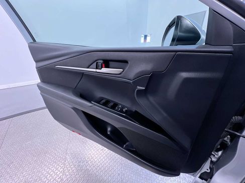 Used 2025 Toyota Camry LE FWD image 30