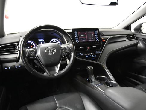 Used 2023 Toyota Camry SE FWD image 31