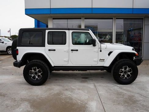 Used 2018 Jeep Wrangler Unlimited Rubicon w/ Cold Weather Group image 33
