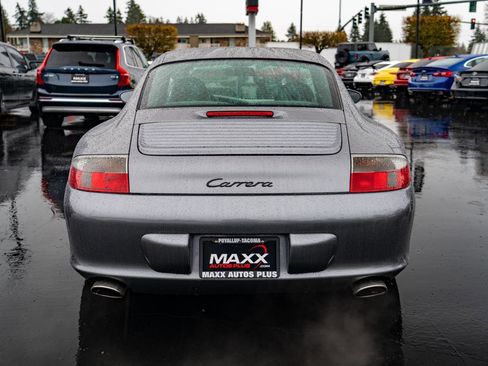 Used 2003 Porsche 911 Carrera image 11