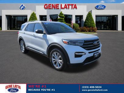 Certified 2023 Ford Explorer XLT w/ Equipment Group 202A