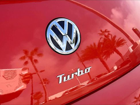 Used 2017 Volkswagen Beetle 1.8T SE image 30