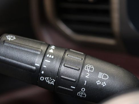 Used 2023 Ford Expedition Max Limited image 47