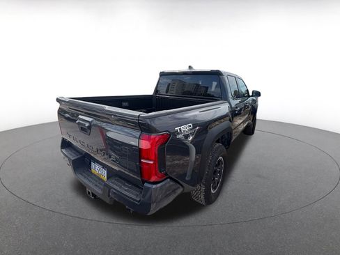 Used 2025 Toyota Tacoma TRD Off-Road image 8