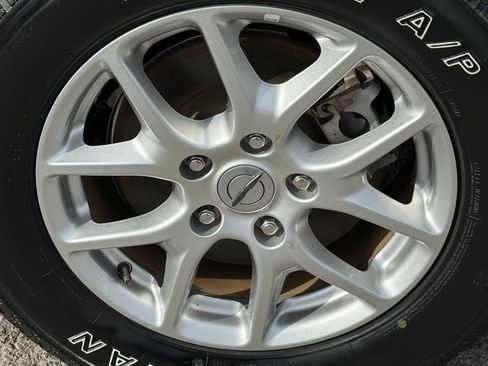 Used 2023 Chrysler Pacifica Touring-L image 45