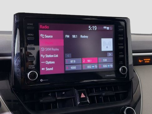 Used 2022 Toyota Corolla LE image 14