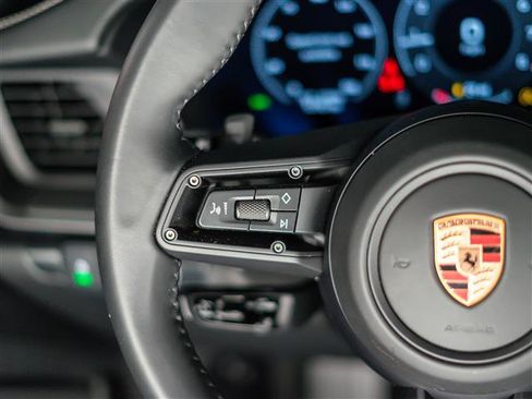 Certified 2025 Porsche 911 Carrera T RWD image 21