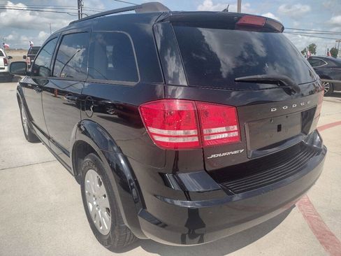 Used 2016 Dodge Journey SE w/ Flexible Seating Group image 5