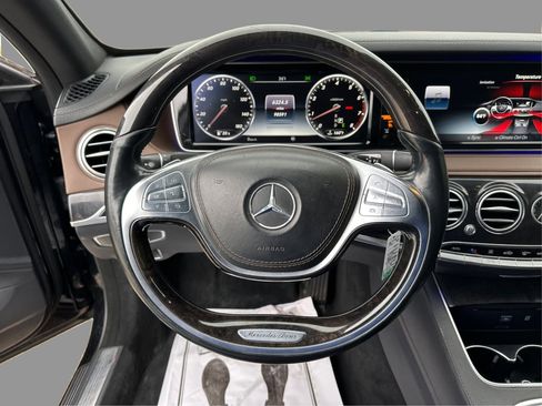 Used 2017 Mercedes-Benz S 550 4MATIC Sedan image 25