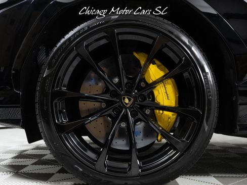 Used 2021 Lamborghini Urus AWD/4WD image 4