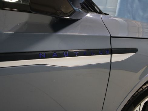 New 2026 Lincoln Nautilus Reserve image 41