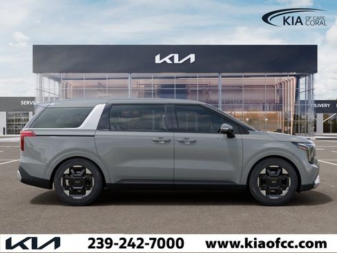 New 2026 Kia Carnival EX FWD image 7