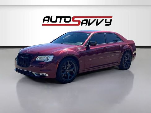 Used 2021 Chrysler 300 S RWD image 3
